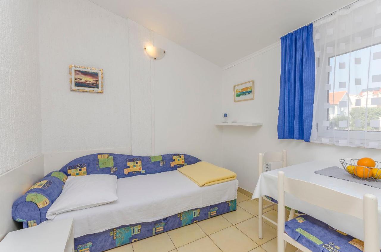 Apartments And Rooms On The Beach Vodice Exteriör bild
