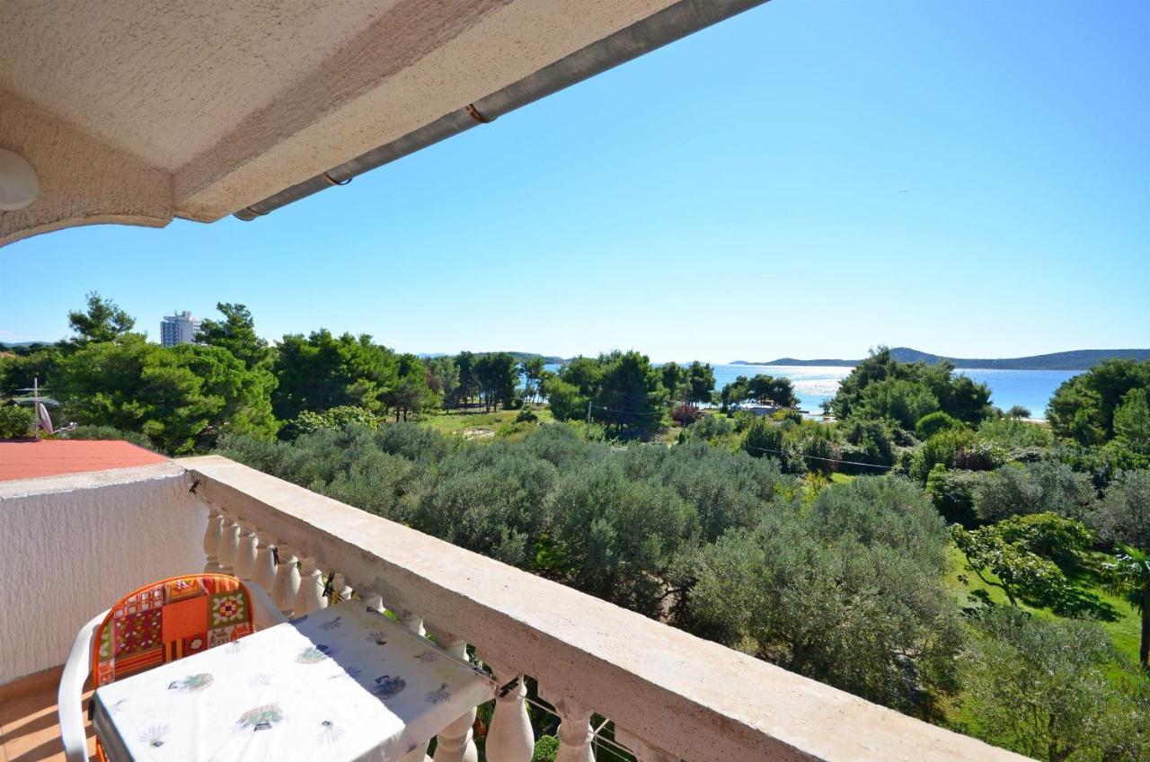 Apartments And Rooms On The Beach Vodice Exteriör bild